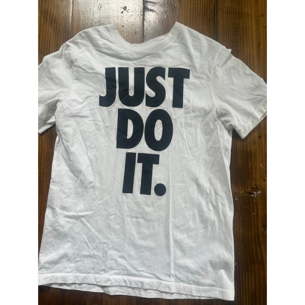 Nike Just‎ Do It Graphic T-Shirt Mens Medium White Black Crew Neck Short Sleeve